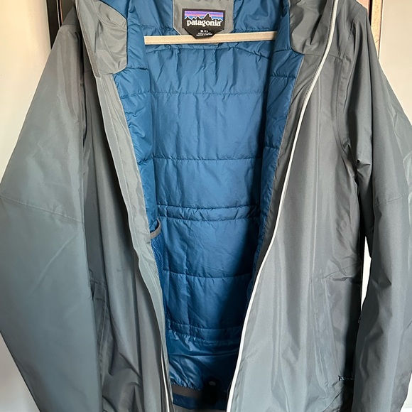 Patagonia M's Powder Town Insulated Coat- Medium- Nouveau Green Gray - Picture 5 of 6